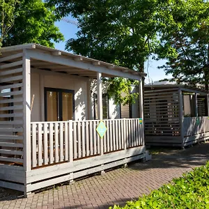 2* Üdülőpark Hu In Town